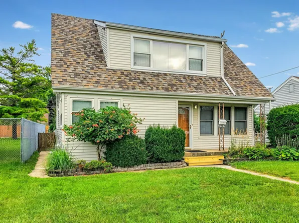 3421 Elder Ln, Franklin Park, IL 60131