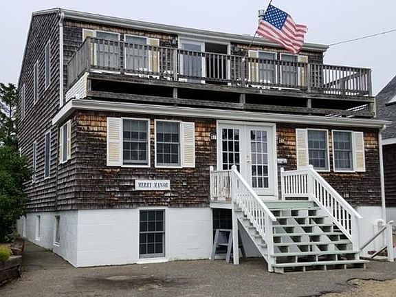 2nd image of 12 Harbor St