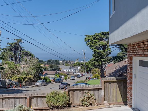 3rd image of 375 Bancroft Way