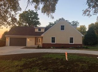 3644 SW 15th St, Topeka, KS 66604