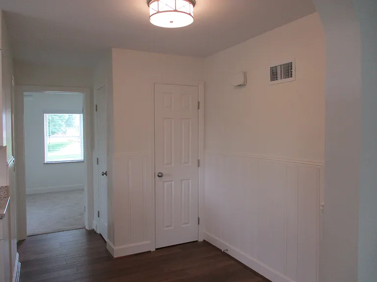 612 S Arlington Rd #3 — Photo 7