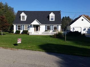 526 N Tolly Ct, Midland, MI 48640