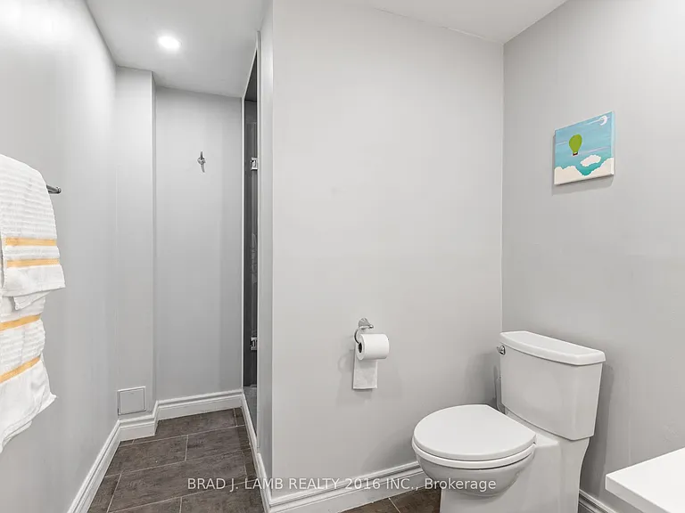 3 Hearson St #BASEMENT — Photo 29