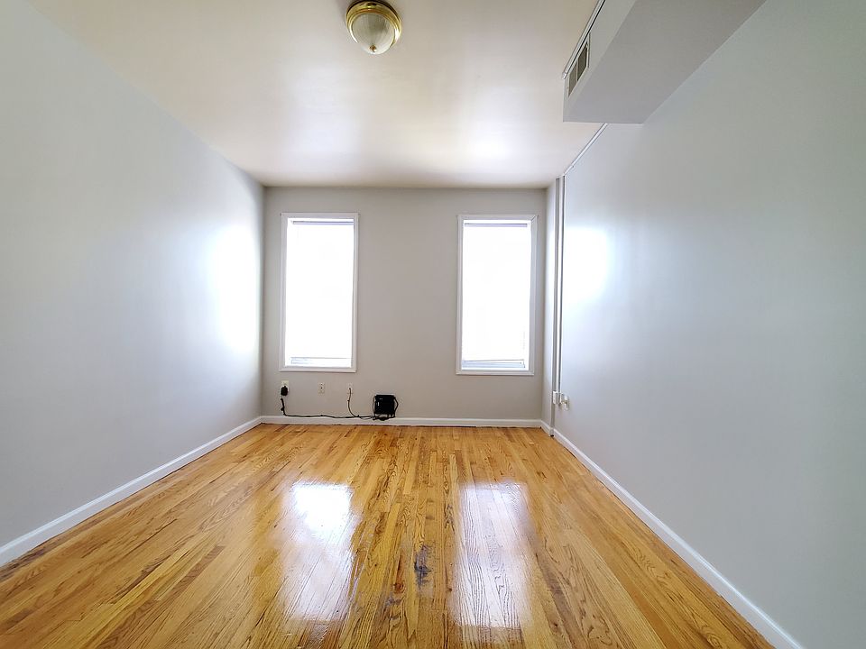 2nd image of 209 New York Ave #7E