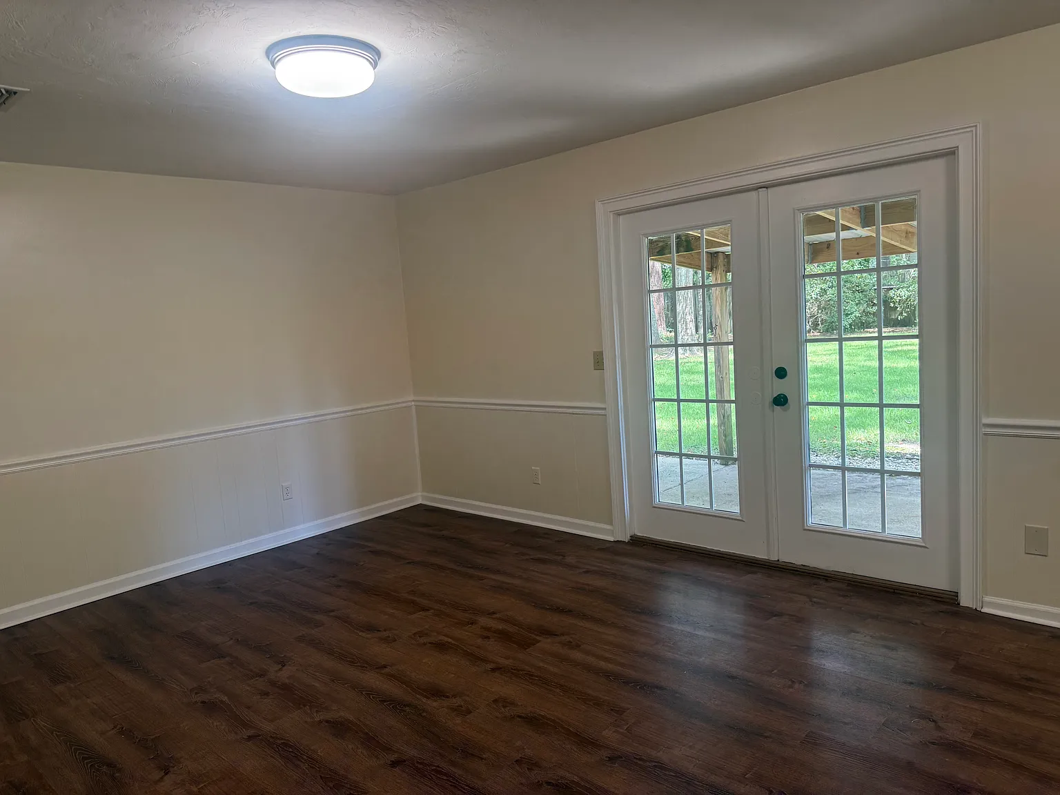 3 bed, 1460 sqft, $2,050 — Photo 4