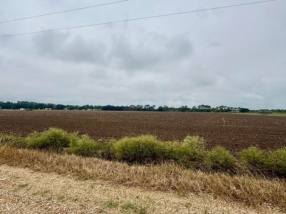 2nd image of 100 Hungary Rd