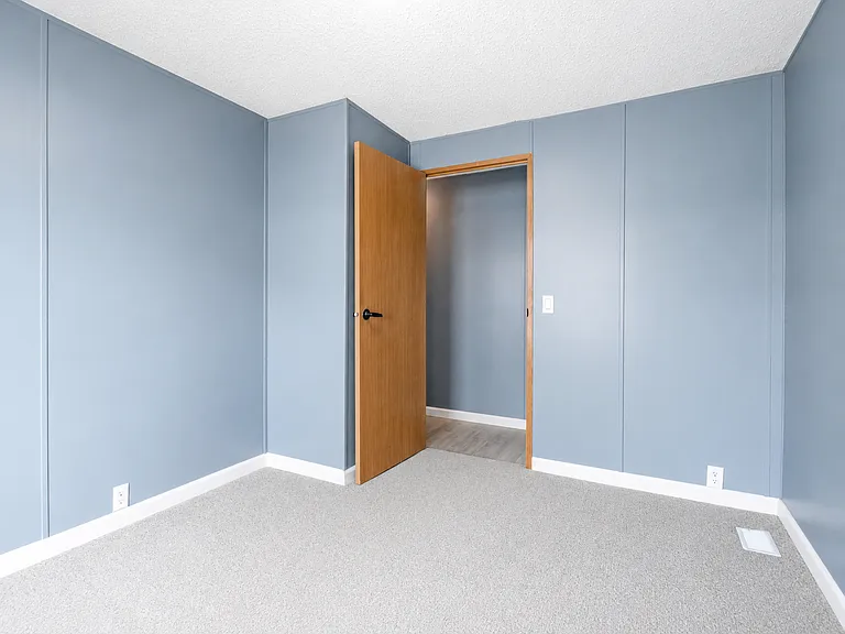 1201 Cherokee Dr — Photo 23