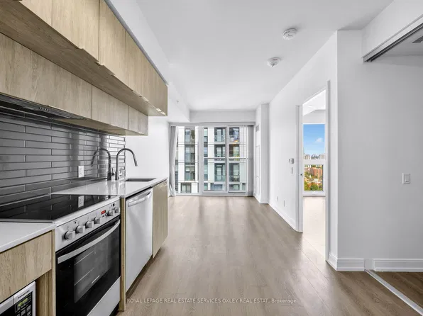 181 Dundas St E #3801, Toronto, ON M5A 0N5
