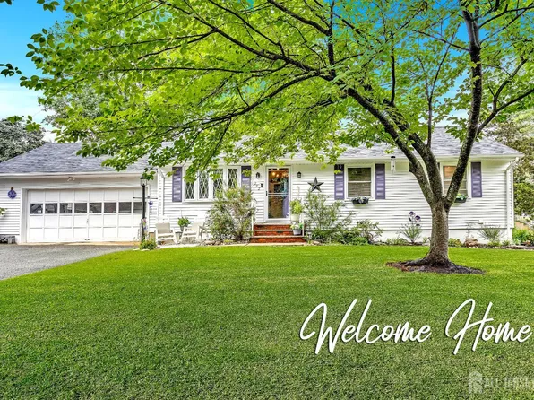 202 Runyon Ave, Piscataway, NJ 08854