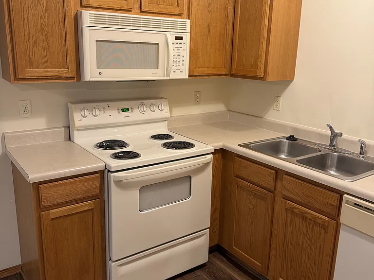 4039 S Fort Ave — Photo 8
