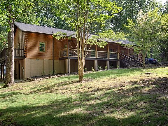 4th image of 5014 Riverview Dr SE