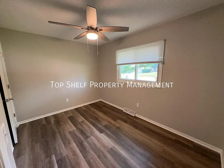 5234 Jennifer Dr — Photo 7