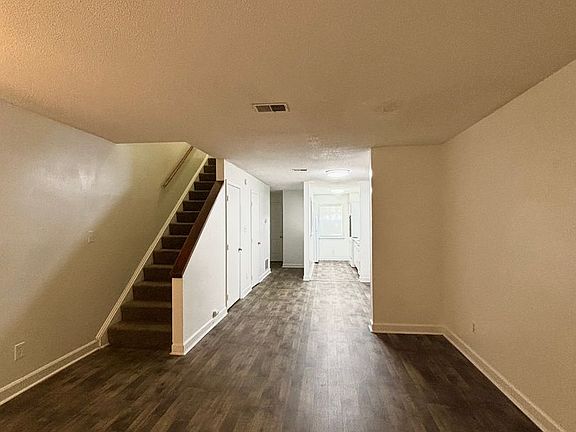 5th image of 2520 Avent Ferry Rd APT 202