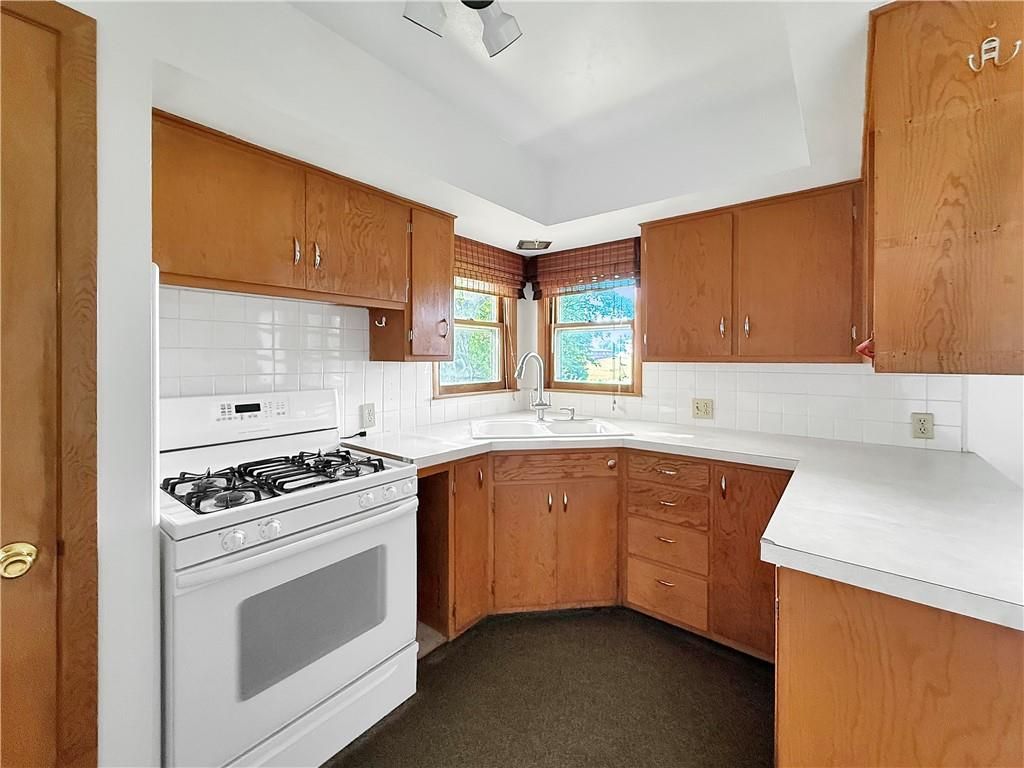 504 W 22nd St, Higginsville, MO - More