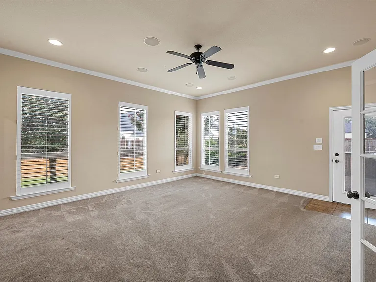 7030 Flagstone Cir — Photo 15