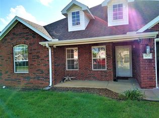 6212 S 36th St, Rogers, AR 72758