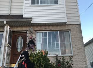151 Lyman Ave, Staten Island, NY 10305