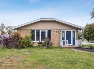 5032 137th St, Crestwood, IL 60418