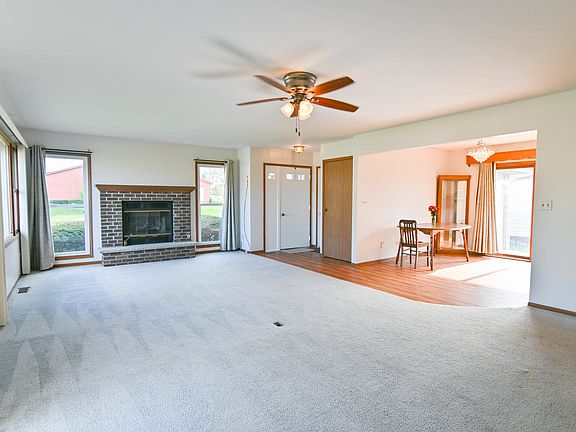 3rd image of 39981 N Fairway Dr