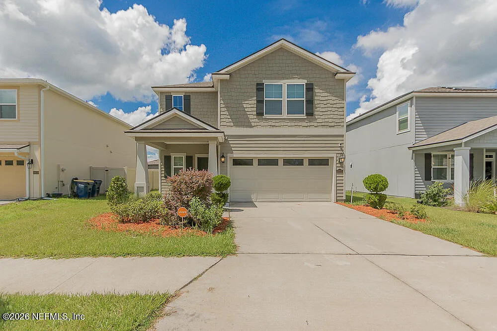 4 bed, 2.5 bath, 2198 sqft, $2,600 — Photo 1