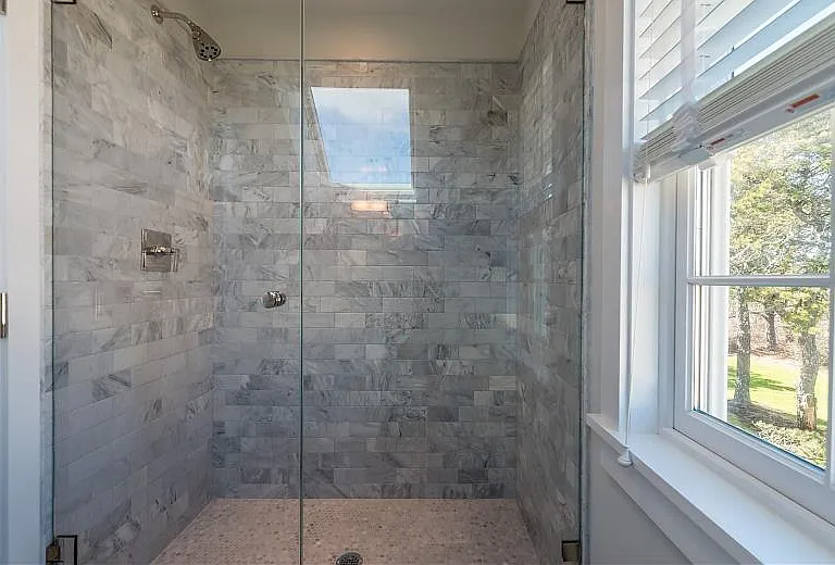 Pond View Dr — Photo 16
