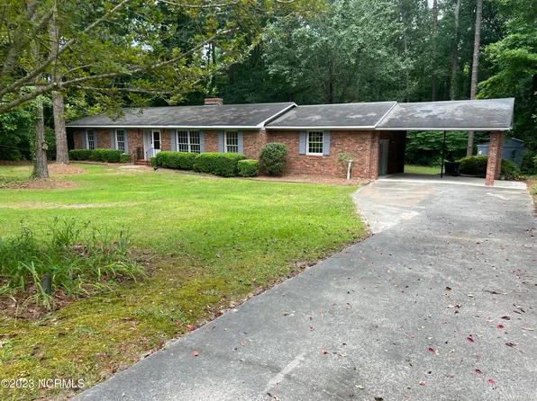 1010 Arrowhead Drive, Snow Hill, NC 28580