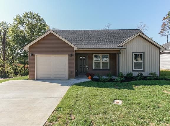 2nd image of 215 Eagles Blf Lot 215