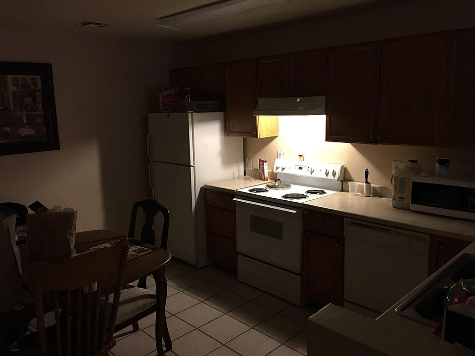 2nd image of 238 W Roger Rd Unit 2