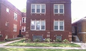 1st image of 8120 S Crandon Ave APT 1R
