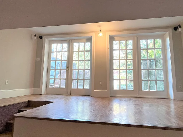 1507 Bolton St #1B — Photo 1