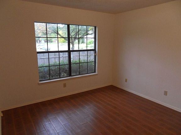 5th image of 2805 Persimmons Ct
