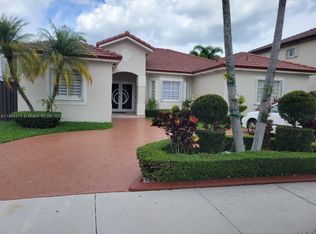 16816 NW 91st Ave, Miami Lakes, FL 33018