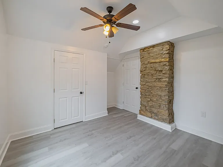 830 Market St — Photo 26