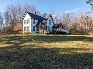 7 Austin Rd, Hancock, ME 04640