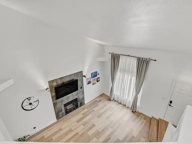 7987 Dorinda Ave — Photo 27
