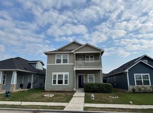 223 Clearlake Dr, Hutto, TX 78634