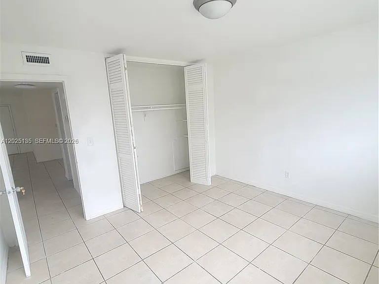 11960 NE 19th Dr #16 — Photo 10