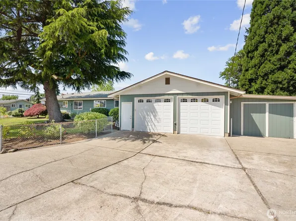 11876 SE 160th Street, Renton, WA 98058