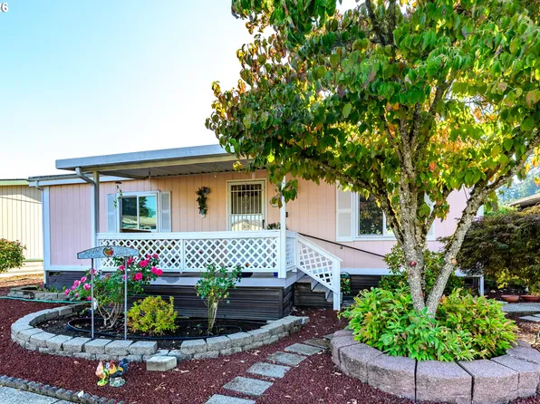 658 S 57th St Space 67, Springfield, OR 97478