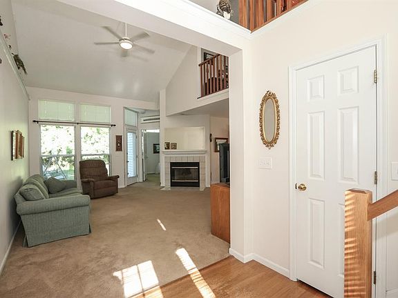 4th image of 3903 Beranger Ct