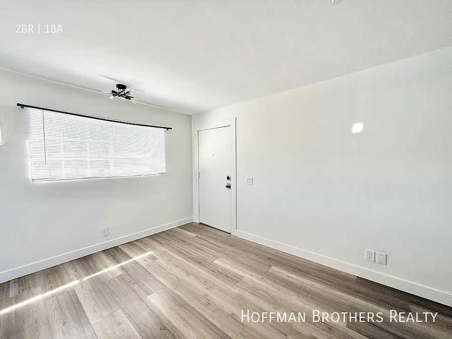 5229 Alhambra Ave Los Angeles, CA 90032 — Photo 4