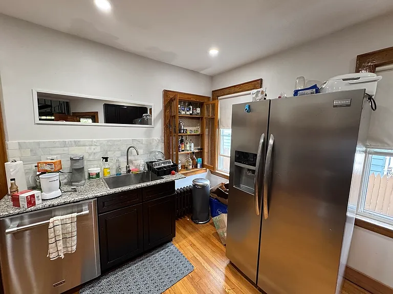 14 Renfrew St #1 — Photo 10