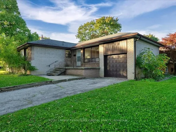 65 Glenmanor Dr, Oakville, ON L6K 2B3