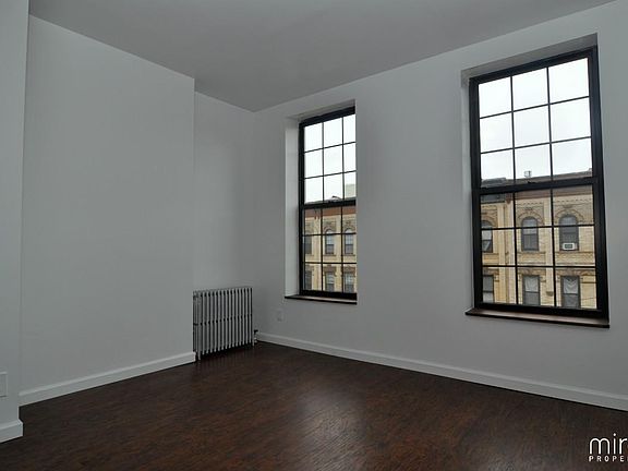 3rd image of 52 Irving Ave APT 3R