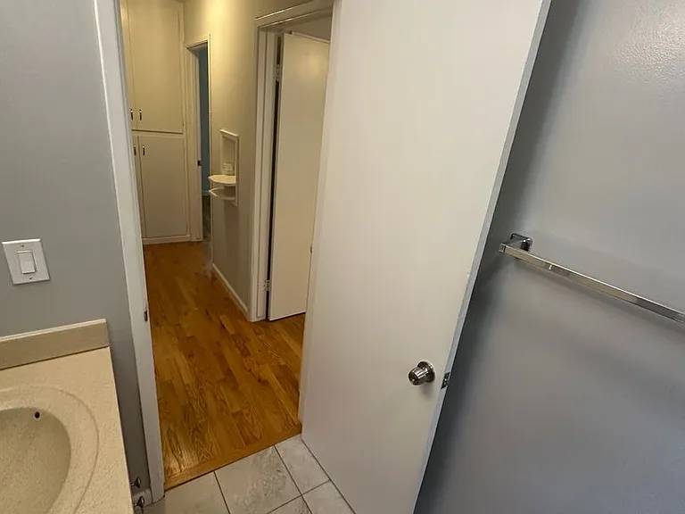 250 Palo Alto Ave — Photo 13
