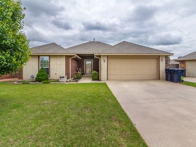 11016 SW 7th Cir, Yukon, OK, 73099