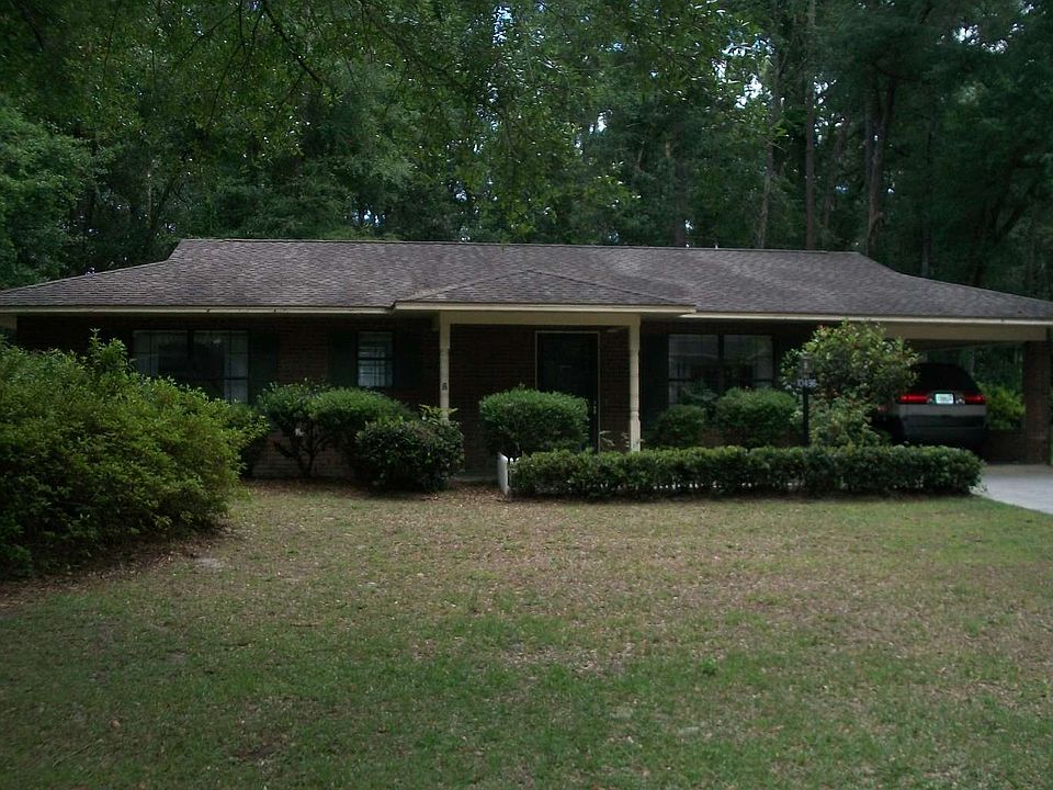 1st image of 10492 Wildwood Dr