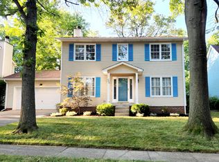 864 Edgewood Dr, Lexington, KY 40515