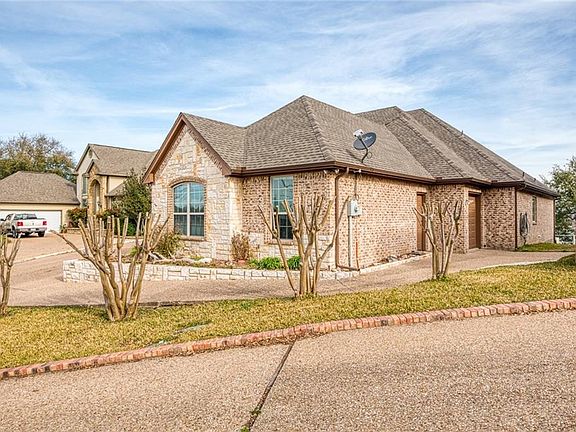 5th image of 7006 Trail Bluff Ct
