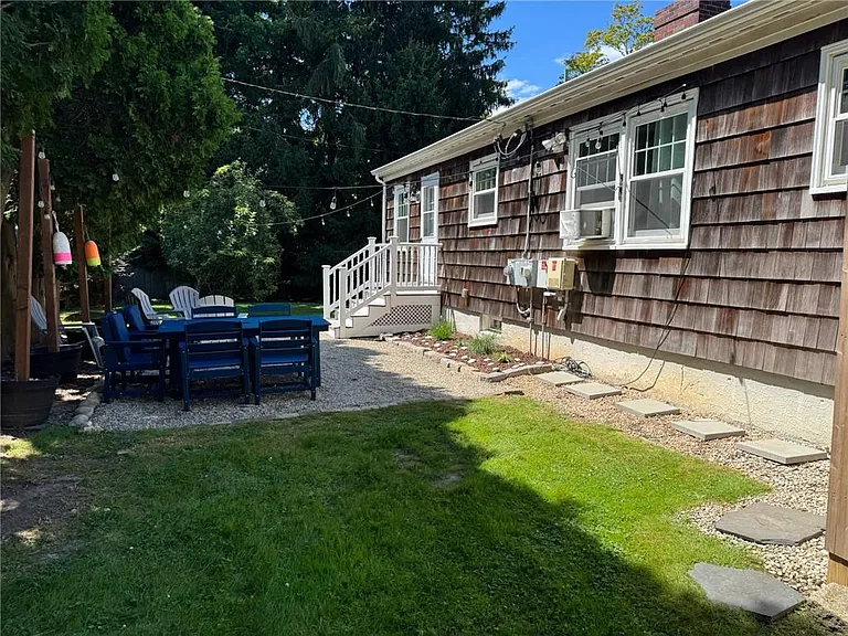41 Dudley Ave — Photo 31